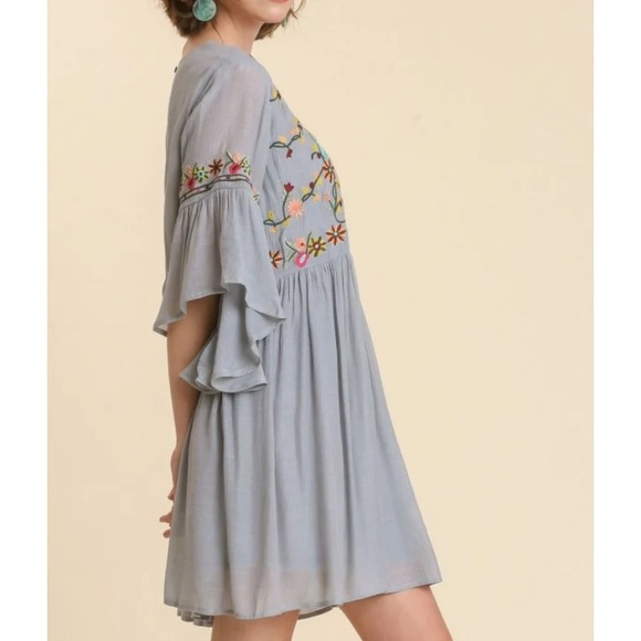 NWT Umgee Embroidered Dress in Cool Grey - Picture 3 of 16